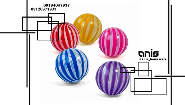 توپ پلاستیکی قدیمی